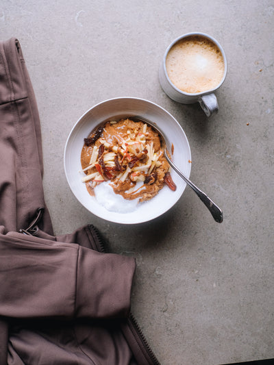 Carrot cake porridge - with almond butter and coconut yoghurt