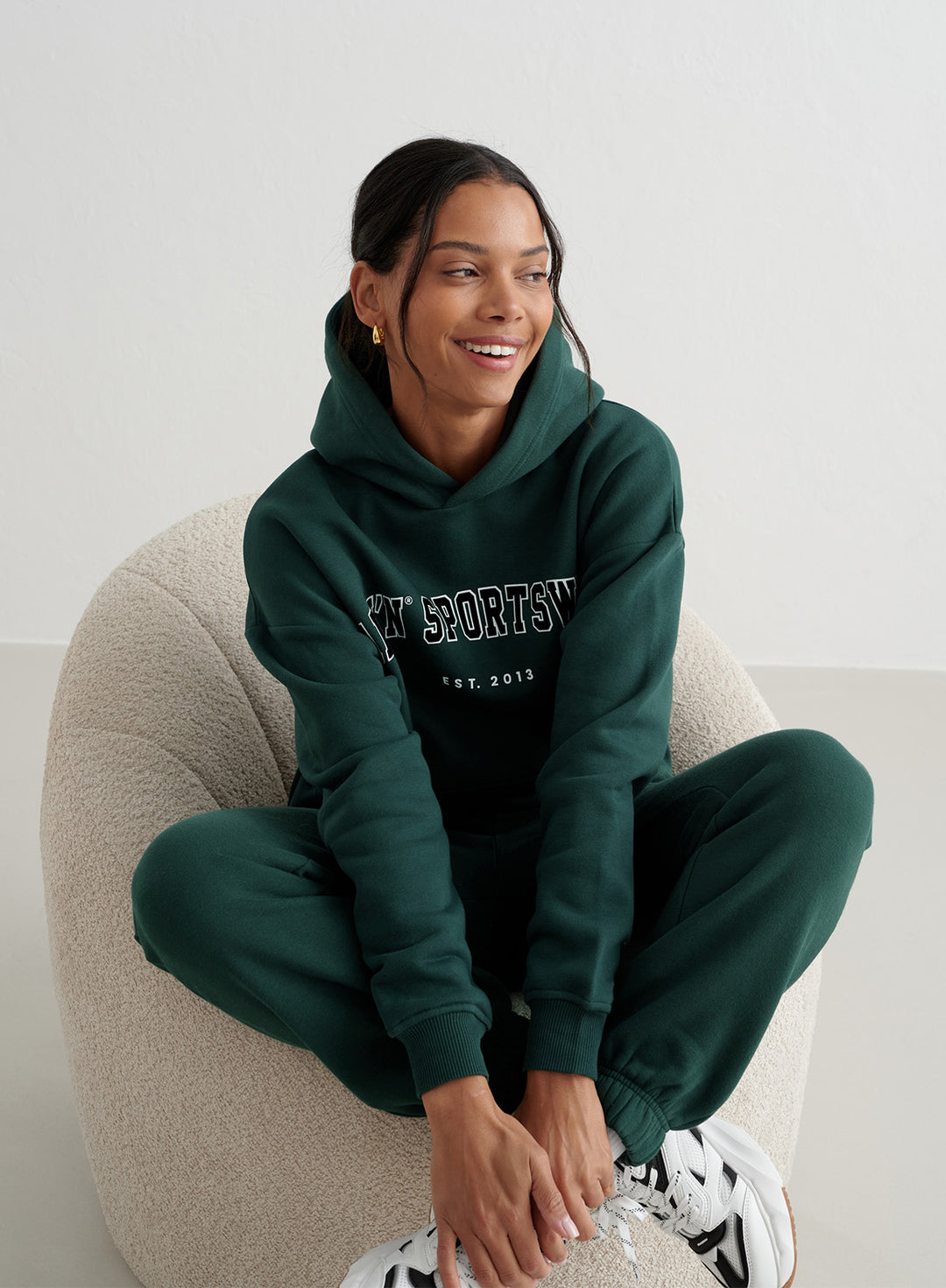 Deep Emerald Varsity Sweat Hood – AIM'N AU