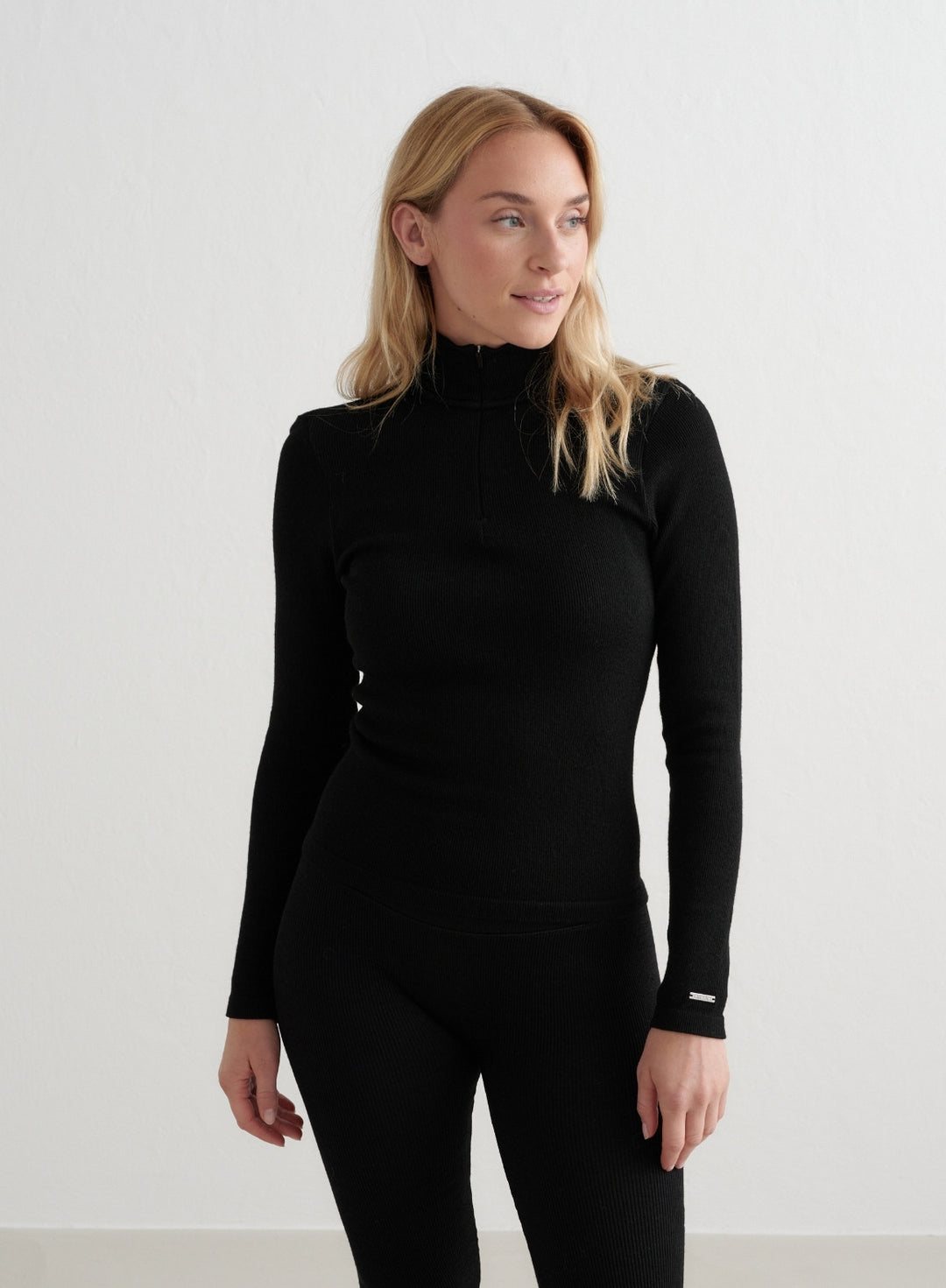 専用です美品✨アパルトモン Wool Zip Leggings ブラック Black Ribbed Wool Half Zip – AIM'N AU