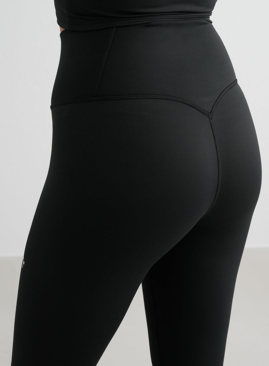 Black Core Tights – AIM'N AU